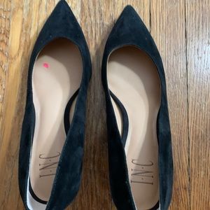 Black suede pointed kitten heels